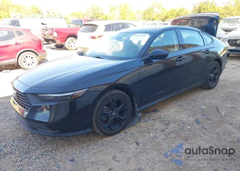 2025 Honda Accord Se z USA, uszkodzony, nr VIN 1HGCY1F45SA025335